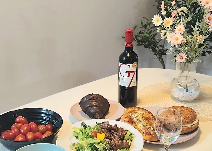 이수역 3분 강남 서울역 용산 명동 편리 20평 독채 침실3, 퀸4베드 가족출장 추천 8인가능 *
