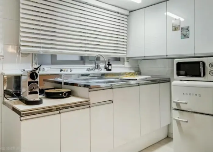 Appartamento 이수역 3분 강남 서울역 용산 명동 편리 20평 독채 침실3, 퀸4베드 가족출장 추천 8인가능 Seul